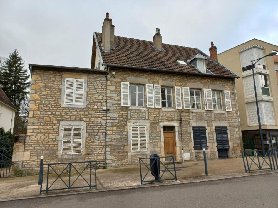 Le Montjoux, Appartement Calme, Toutes Commodites Besançon Exteriör bild